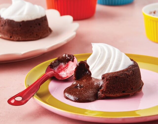 Easy weeknight recipes: Mark Bittman’s Hot Lava Fudge Cakes