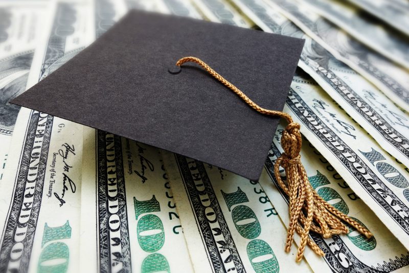 california-leads-the-nation-in-student-loan-debt:-here’s-how-much-residents-owe