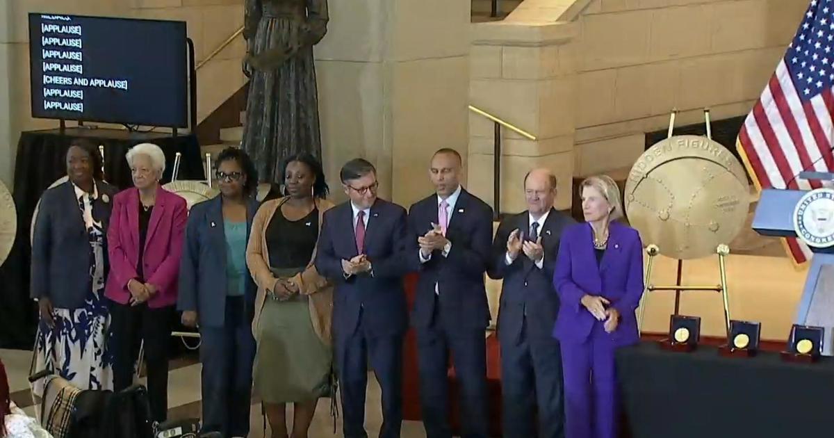 nasa’s-“hidden-figures”-awarded-congressional-gold-medal