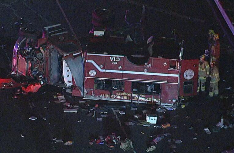 8 Orange County firefighters injured as wildfire crew truck crashes on SoCal freeway