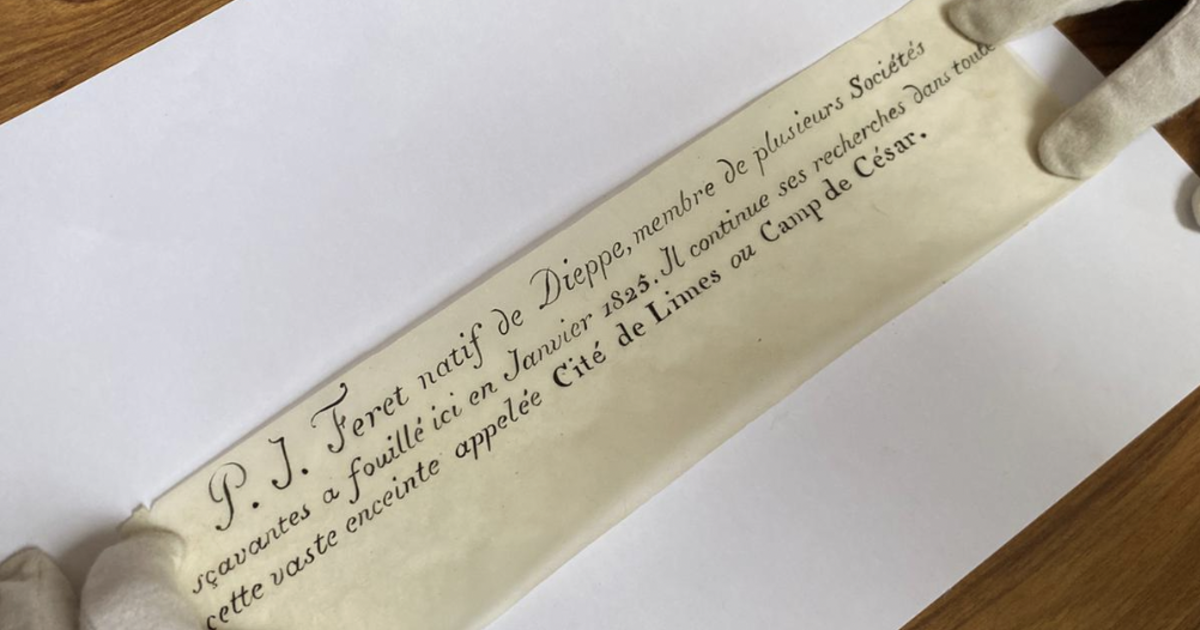 200-year-old-message-in-a-bottle-found-in-france