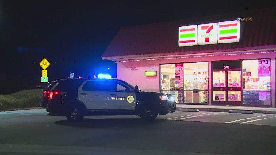 7-eleven-robbed-at-gunpoint-hours-after-dozens-of-teens-ransacked-another-store in-los-angeles