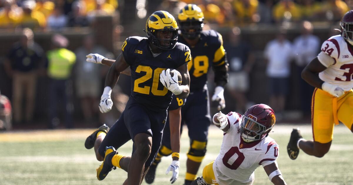 michigan-scores-late-to-defeat-usc-in-physical-big-ten-opener