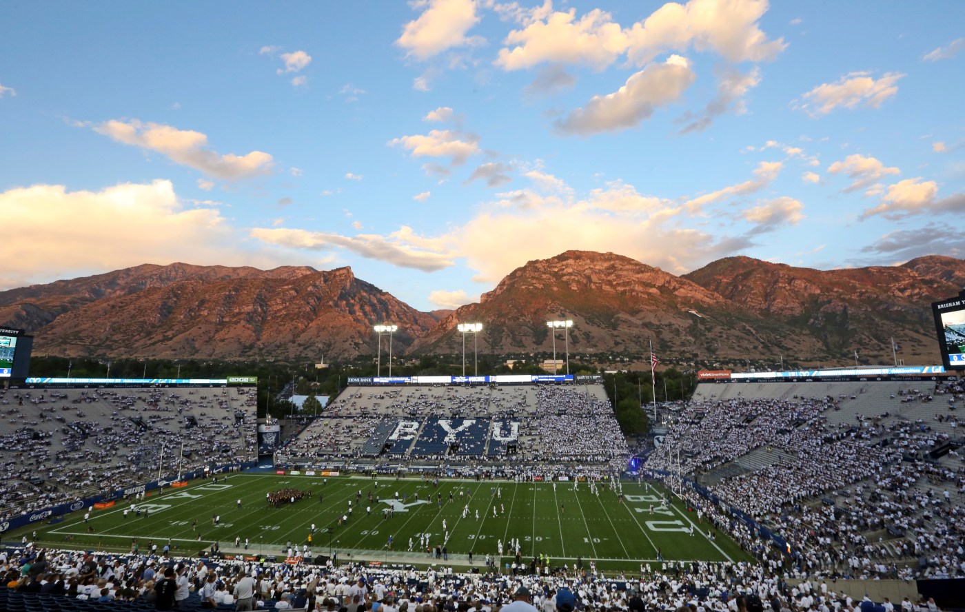 best-of-the-west:-brigham-young-soars,-wsu-holds-and-arizona-slips-(despite-being-idle)