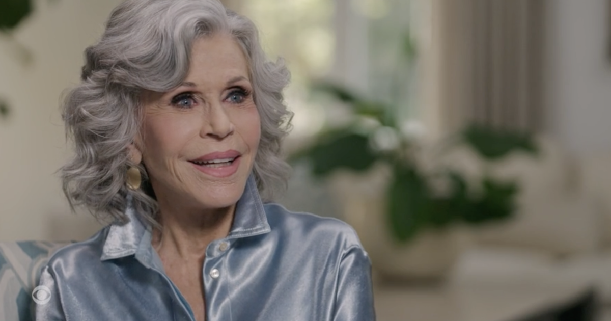 jane-fonda-on-her-climate-activism-and-message-for-young-voters:-“show-us-your-power!”