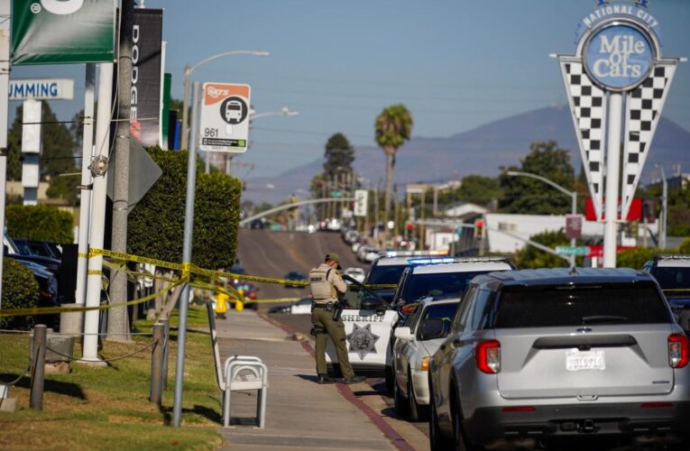 Deputy shoots, kills suspect at National City car dealership