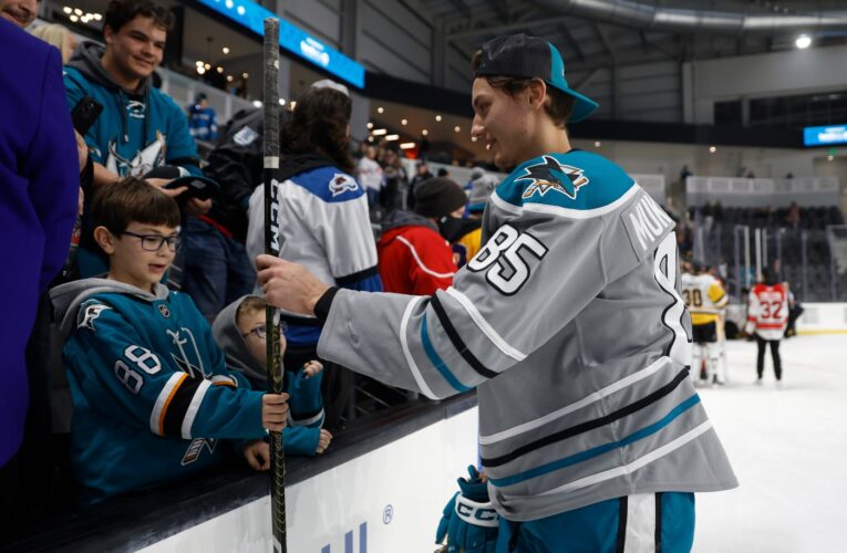 Sharks’ defense prospect practices with team for first time in camp