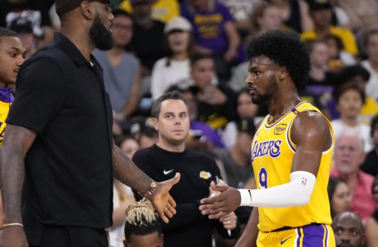 Lakers stars LeBron James, Anthony Davis set to make preseason debut