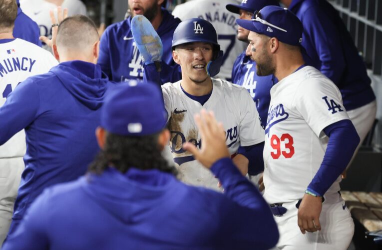 Small-bat strategy pays off: Why Dodgers are embracing sacrifice bunts vs. Mets