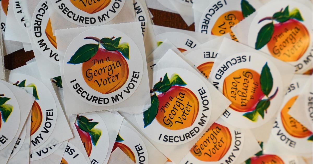 first-day-of-georgia-early-voting-shatters-records