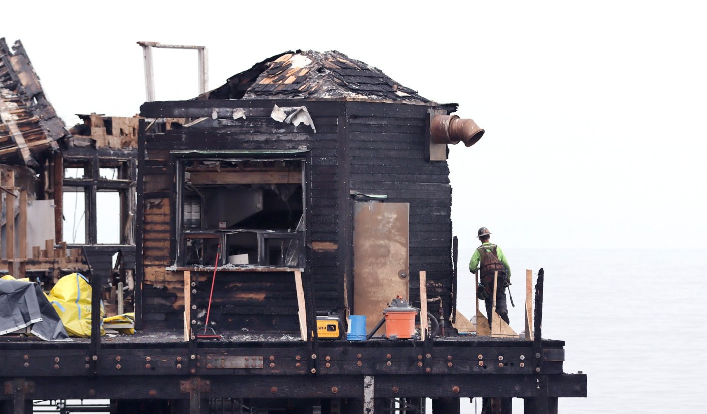 demolition-begins-for-buildings-burned-on-oceanside-pier