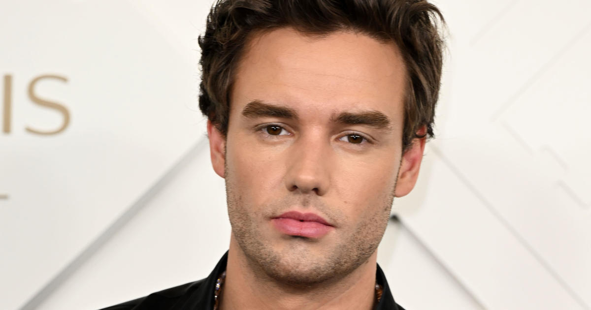 liam-payne,-former-one-direction-singer,-dies-at-31-after-falling-from-hotel