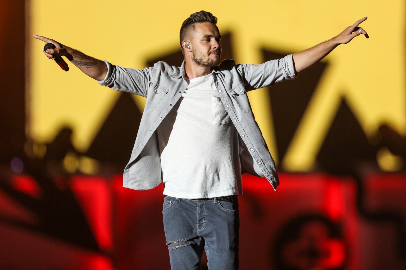 liam-payne,-former-one-direction-member,-dies-at-31-in-argentina-hotel-fall