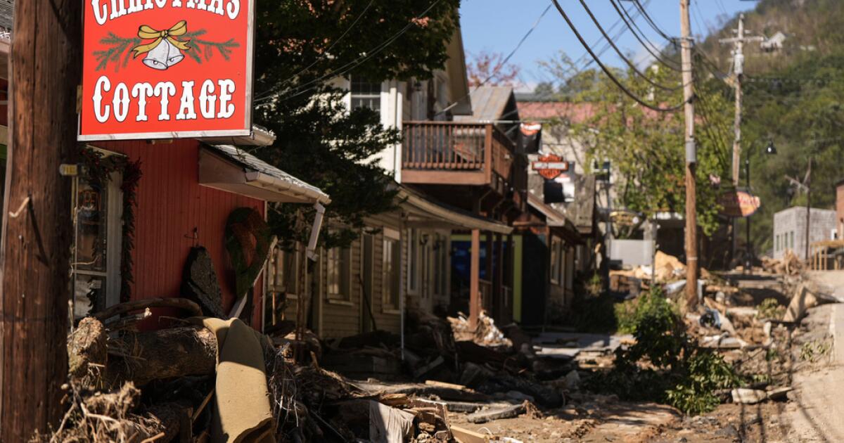 florida-se-reconstruye-con-determinacion-tras-los-huracanes,-asume-que-habra-mas-tormentas