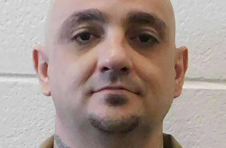 Alabama executes man who killed 5 and asked to be put to death