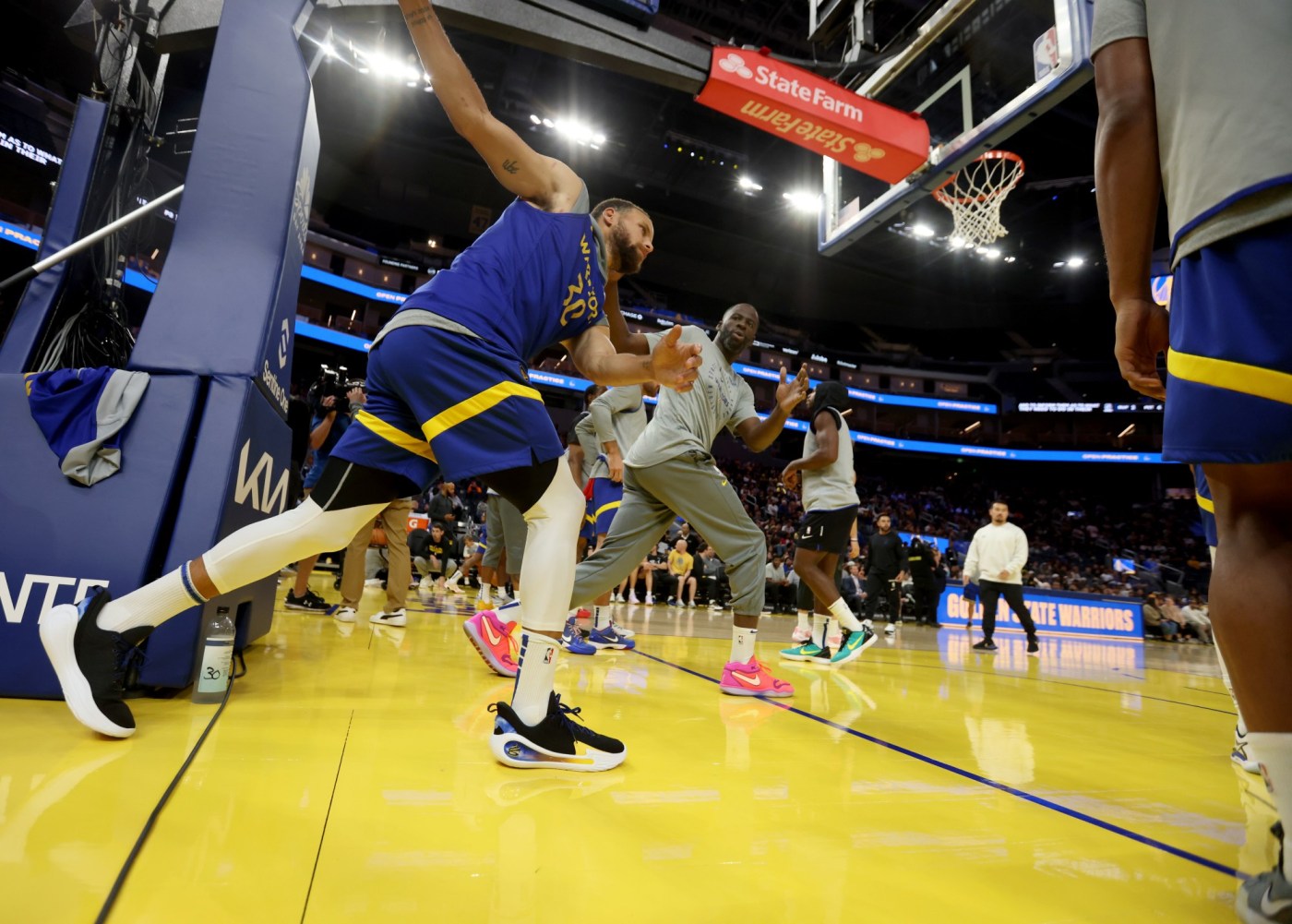 ahead-of-preseason-finale,-warriors-still-have-too-many-players