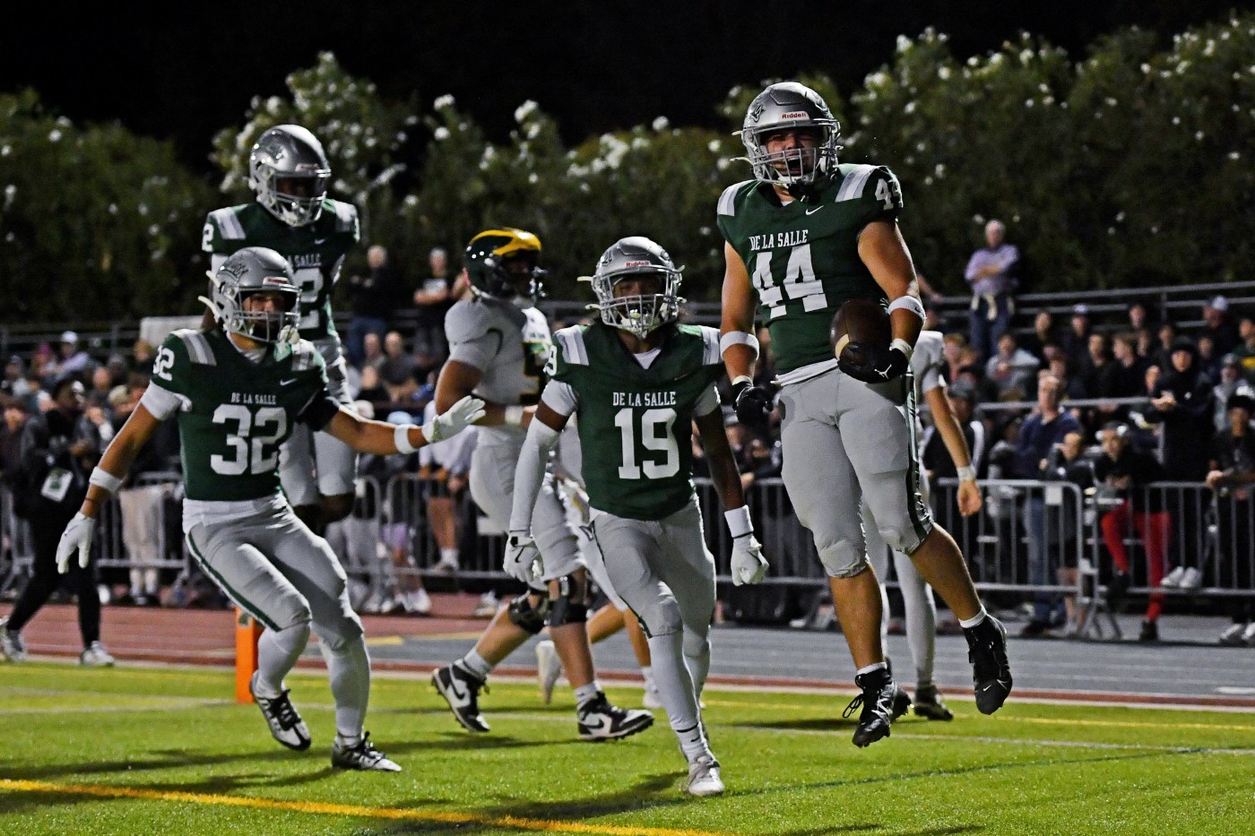 de-la-salle-buries-san-ramon-valley-early-with-‘electric-start’-in-ncs-title-game-rematch