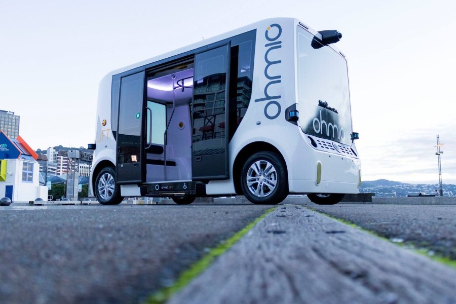 small-fleet-of-autonomous-shuttles-to-begin-operation-in-riverside