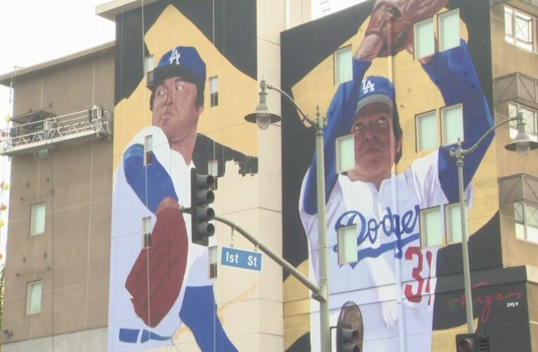 Artist won’t eat, sleep while working on Fernando Valenzuela mural: ‘That’s what it takes to do this mural justice’ 