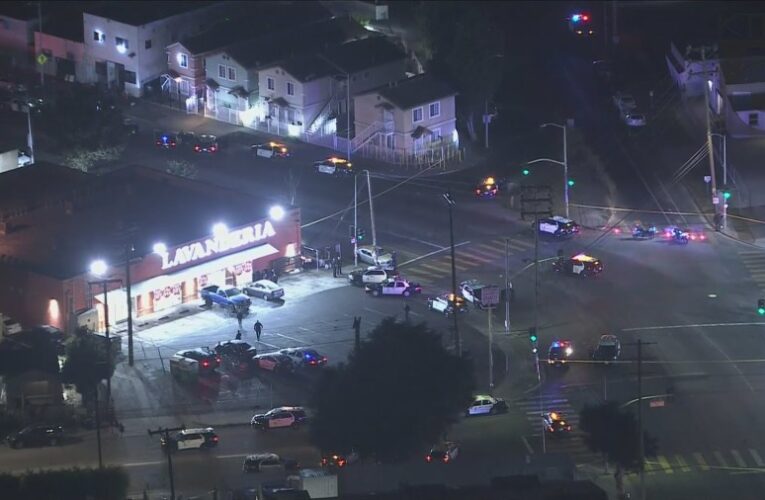 Police identify robbery suspect accused of shooting 2 officers in South Los Angeles