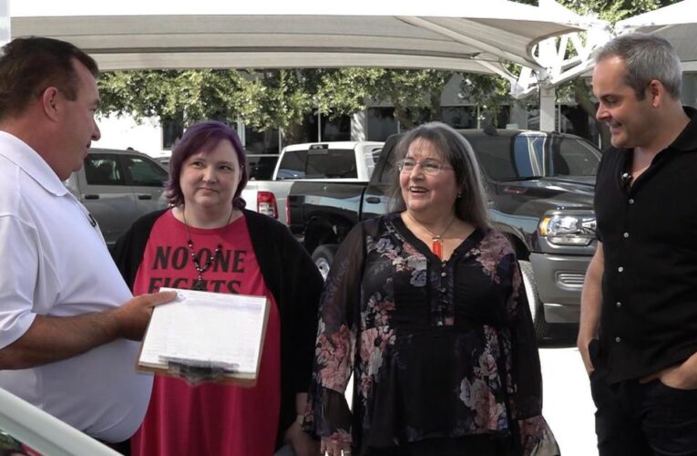 Texas woman who drives strangers in need receives new car