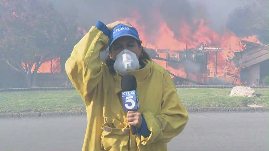 homes-go-up-in-flames-during-ktla-reporter’s-live-shot