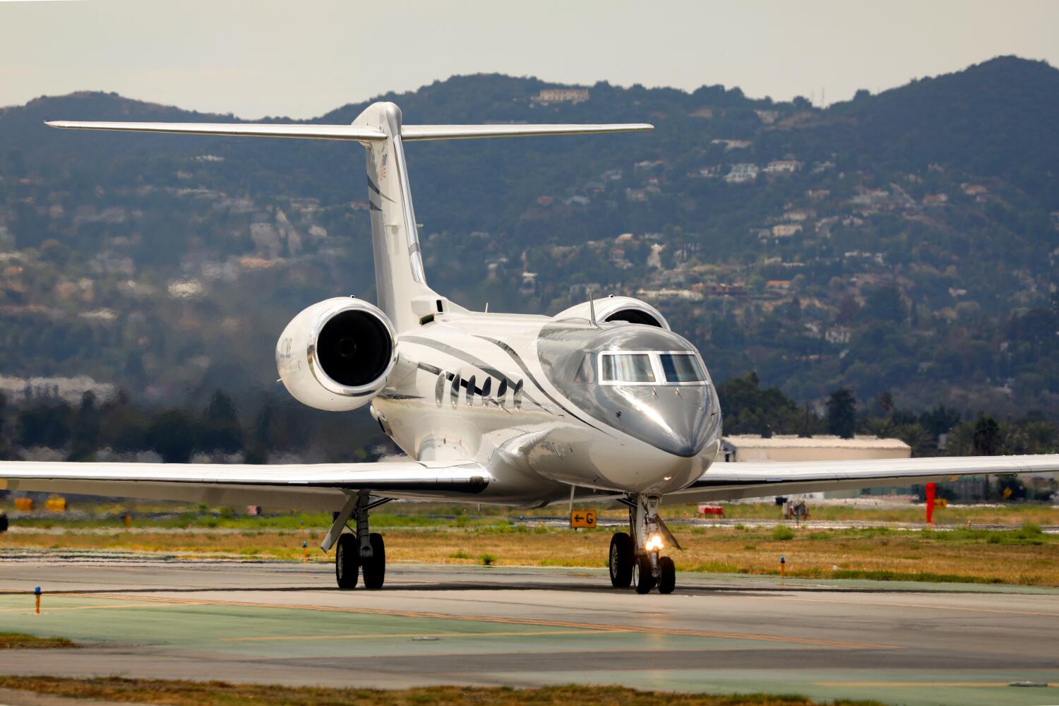 emissions-from-private-jets-are-skyrocketing.-monitoring-them-is-about-to-get-much-harder