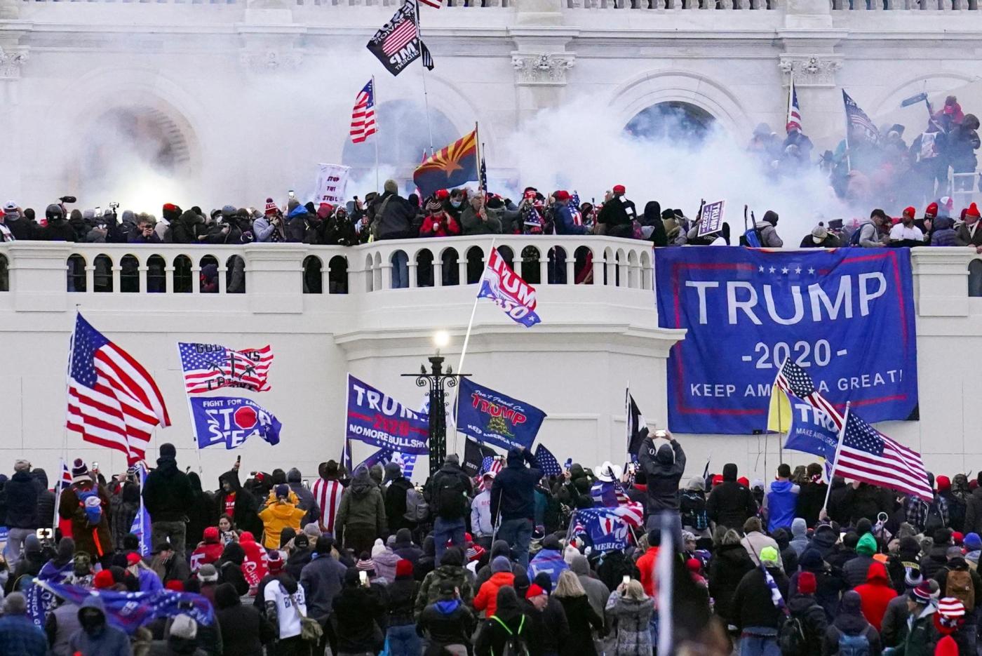 rioters-who-stormed-capitol-after-trump’s-2020-defeat-toast-his-white-house-return