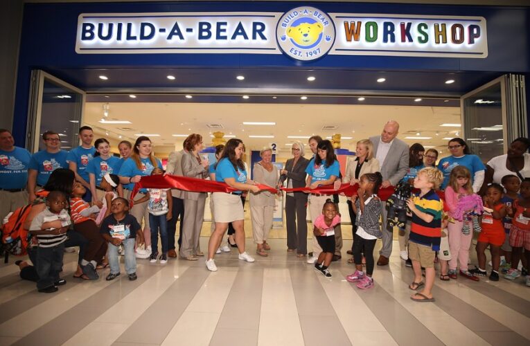 Build-A-Bear to celebrate Hello Kitty’s 50th anniversary with new workshop experience in L.A.