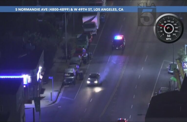 L.A. police in pursuit of alleged shooting suspect