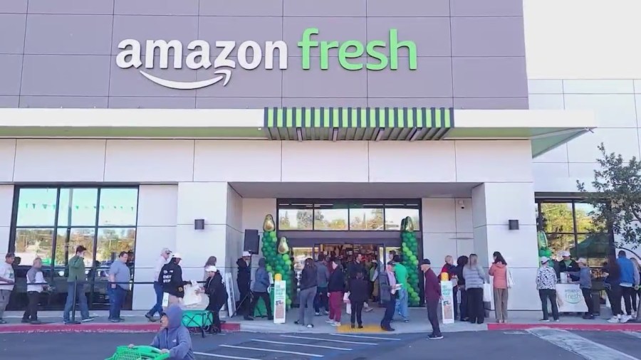 amazon-fresh-opens-first-store-in-san-diego-county