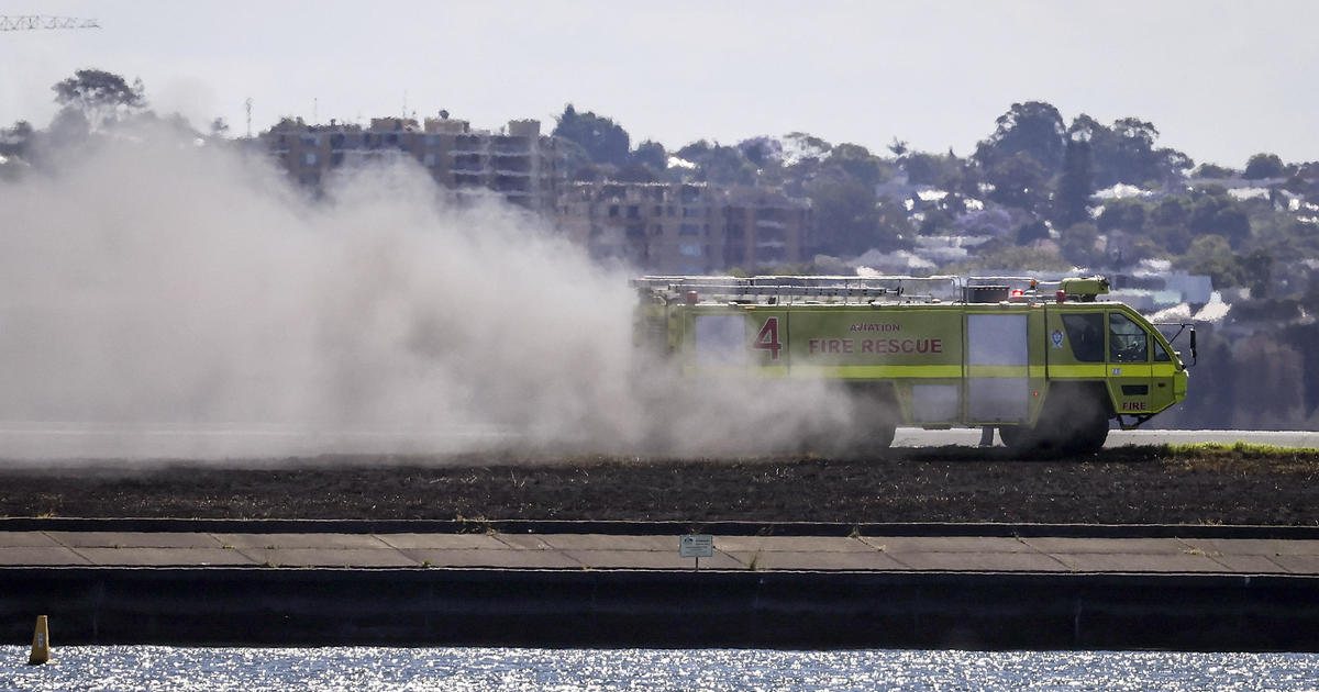 qantas-plane-makes-emergency-landing-due-to-engine-failure-soon-after-takeoff