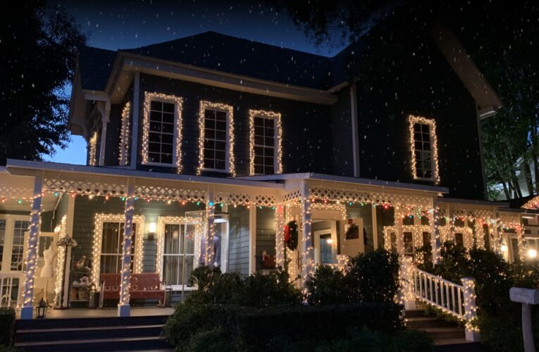 It’s winter in Stars Hollow! Stroll through the ‘Gilmore Girls’ town on this cozy Warner Bros. tour