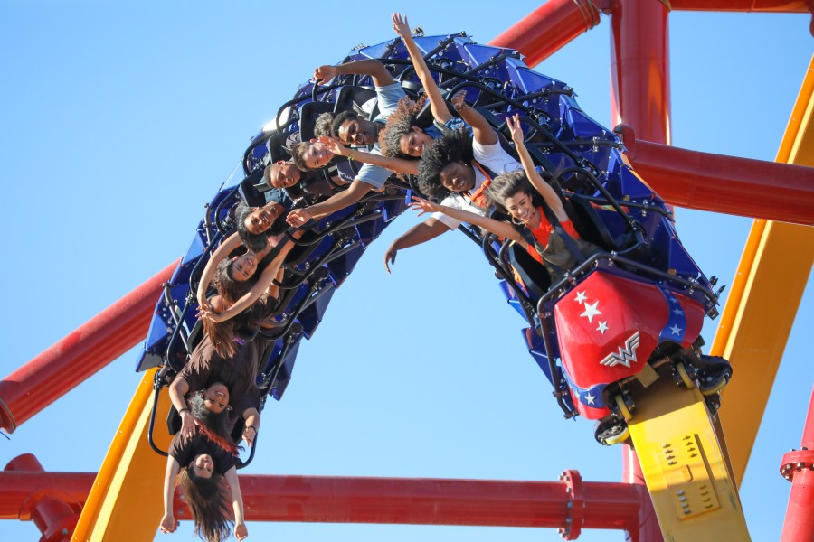 six-flags-considering-closing-some-parks,-according-to-first-quarterly-report-since-cedar-fair-merger