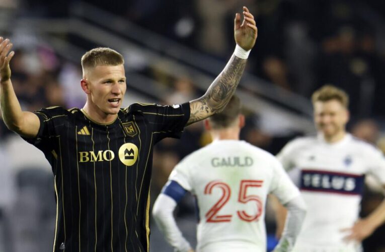 Mateusz Bogusz lifts LAFC past Vancouver and into conference semifinals