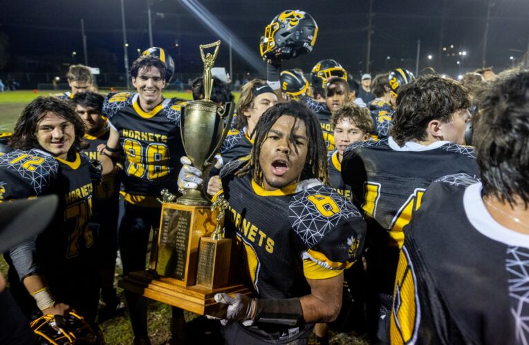 Island Bowl bragging rights: Alameda routs rival Encinal to capture league title