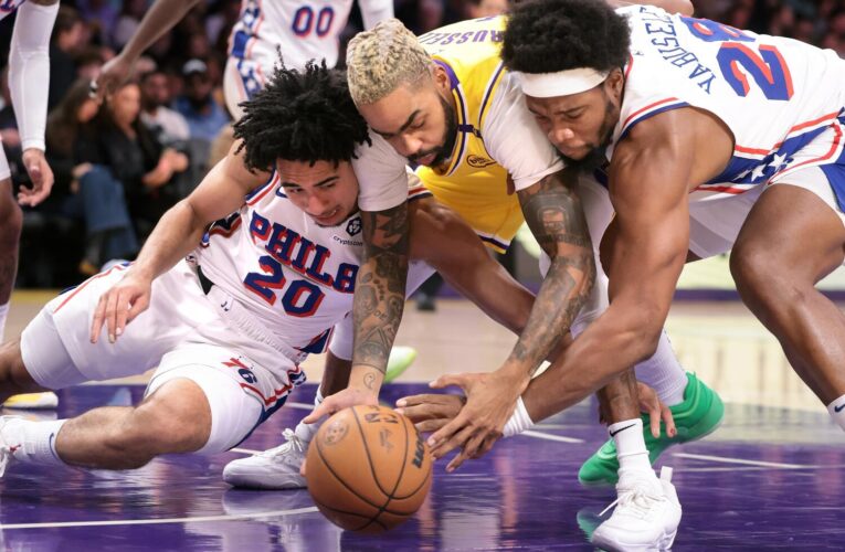 D’Angelo Russell moves to Lakers bench, says he just ‘wants to win’