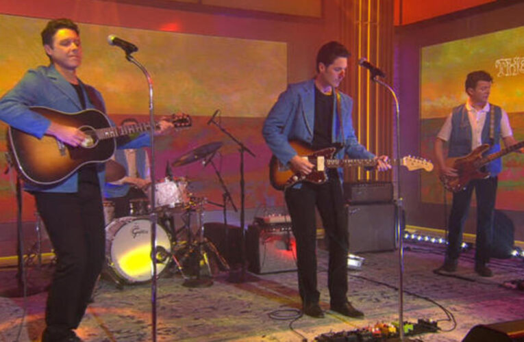 Saturday Sessions: Cactus Blossoms perform “Hey Baby”