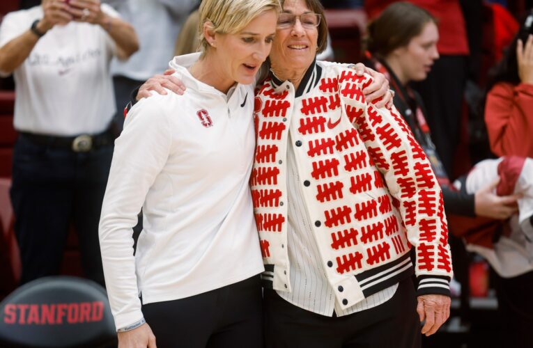 Stanford christens Tara VanDerveer Court with decisive win over Gonzaga