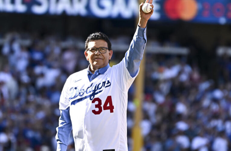 Fernando Valenzuela died from septic shock, medical examiner says