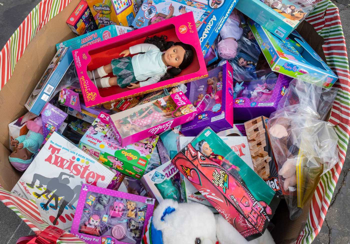 santa-claus-of-the-chaffey-district-plans-holiday-toy-distribution