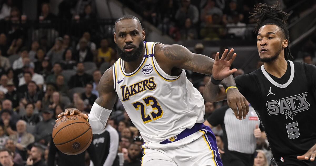 lebron-james-achieves-a-career-first-and-anthony-davis-scores-40-in-exciting-lakers-win