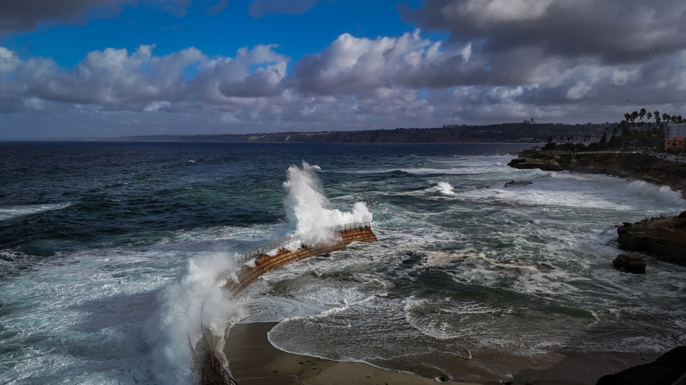 king-tides-have-returned-to-the-san-diego-coast.-but-are-they-really-as-royal-as-their-name-implies?