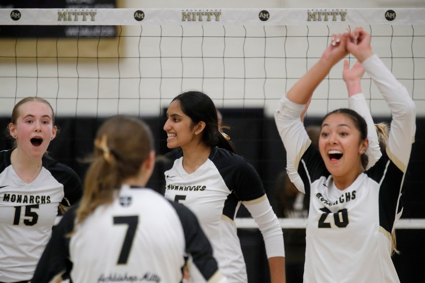 archbishop-mitty-greets-rocklin,-former-coach-bret-almazan-cezar-with-sweep-in-norcal-open-volleyball-semis