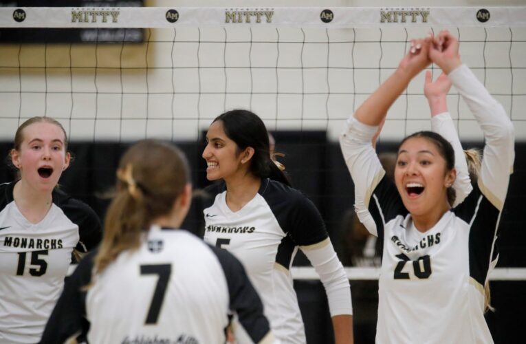 Archbishop Mitty greets Rocklin, former coach Bret Almazan-Cezar with sweep in NorCal Open volleyball semis