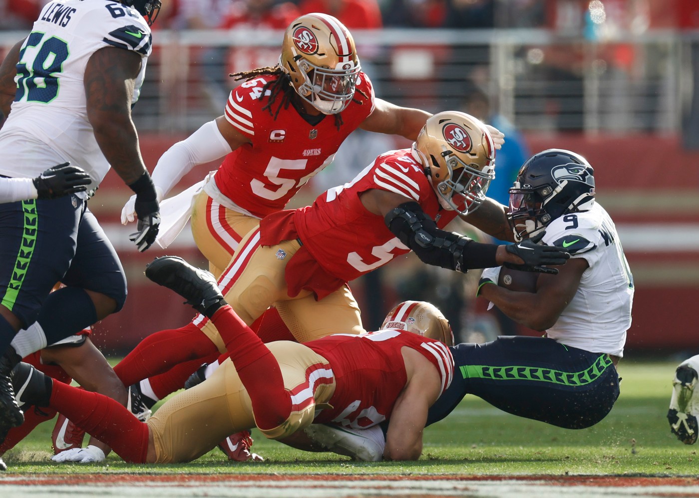 live-49ers-updates:-niners-face-seahawks-in-nfc-west-battle