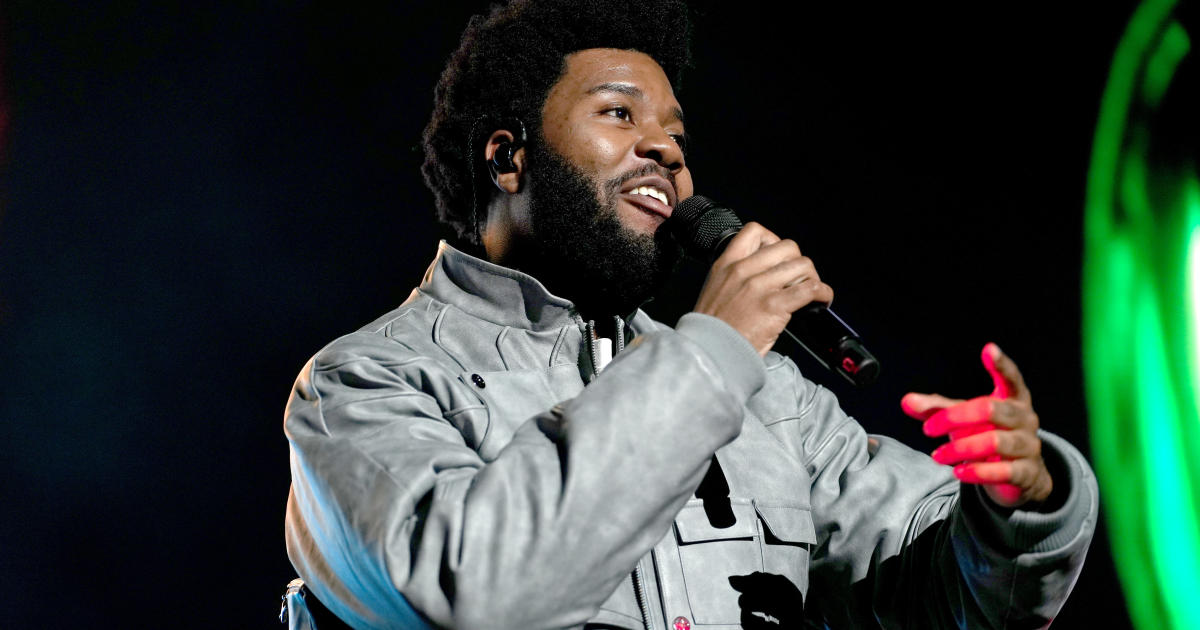 singer-songwriter-khalid-comes-out-as-gay-after-being-outed