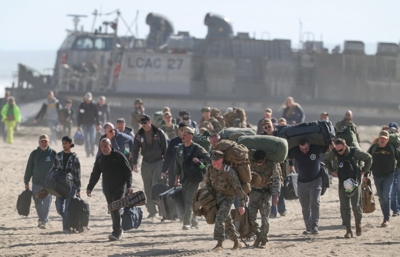 holiday-homecoming-for-1,300-camp-pendleton-marines-brings-smiles