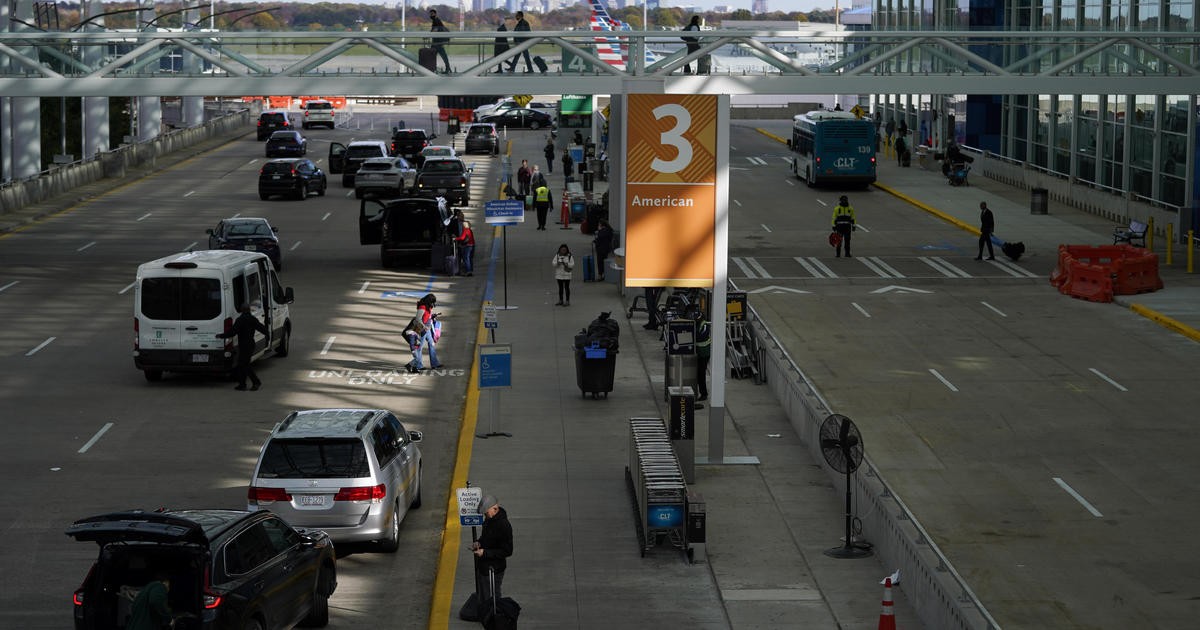 charlotte-airport-workers-walk-off-job-at-start-of-busy-holiday-travel-week