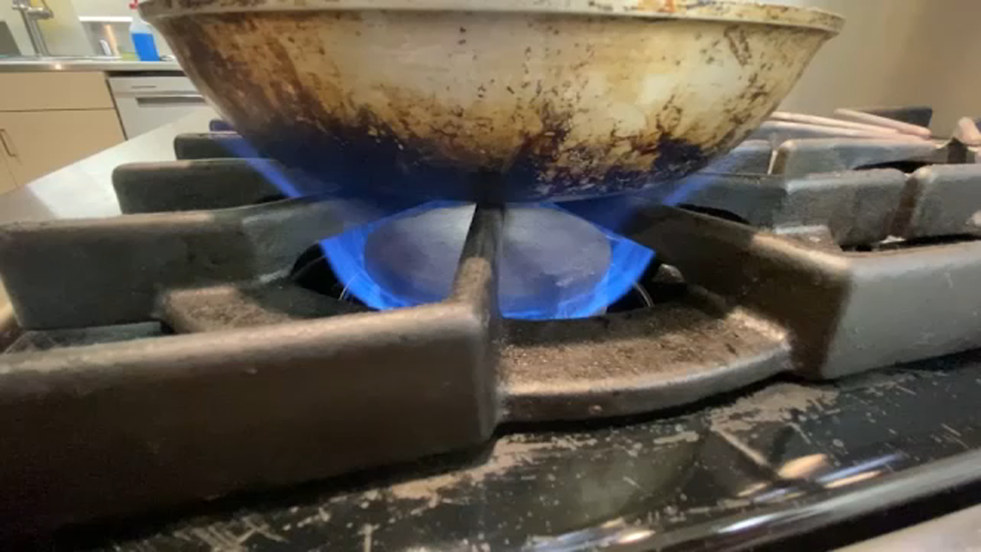 tips-for-protecting-your-kitchen-when-your-saute-becomes-a-flambe